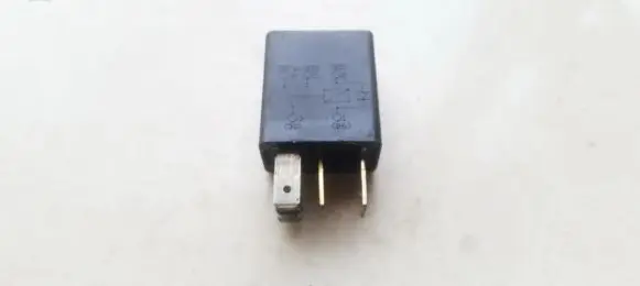 Renault Laguna II Other relay 7700414484