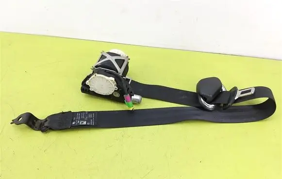 Skoda Fabia Mk2 (5J) Front seatbelt 5J0857702B