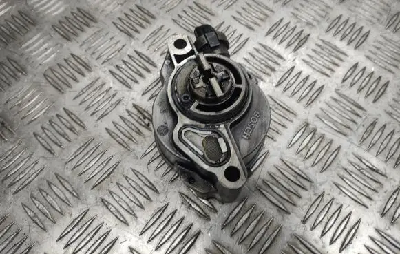 Citroen C3 Vacuum pump D1561D