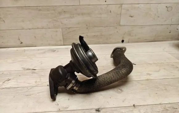 Audi A6 S6 C6 4F EGR valve 70030904