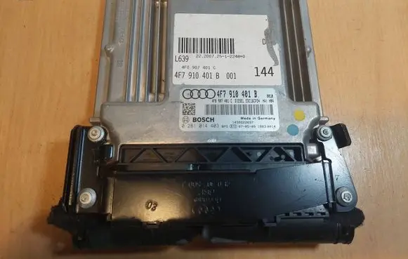 Audi A6 S6 C6 4F Engine control unit/module ECU 0281014403 4F7910401B 4F0907401C