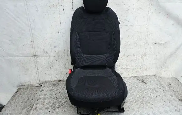 Renault Captur Front driver seat 870007844W 55221140916 0000003413