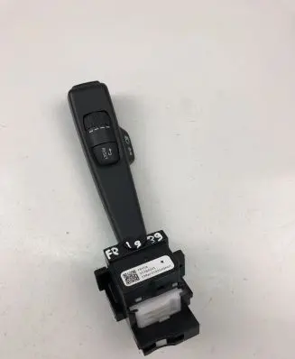 Volvo V40 Indicator stalk 31394001