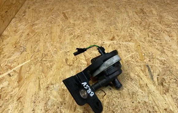 Land Rover Evoque I Electric auxiliary coolant/water pump EPLA8501DA