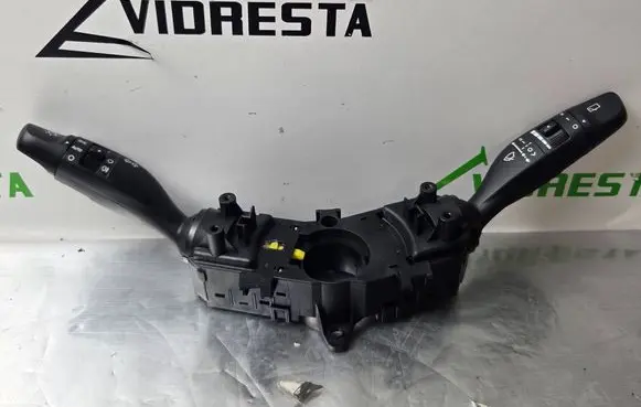 Wiper turn signal indicator stalk/switch