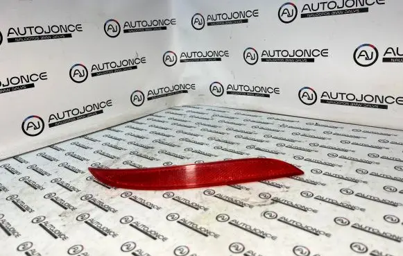 BMW 5 E60 E61 Rear tail light reflector 7183914