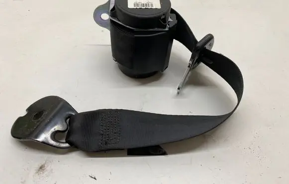 Land Rover Evoque I Rear seatbelt BJ32611B68AD 618654700 BJ32611B68AD8PVJ