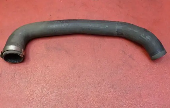 Ford Fiesta Intercooler hose/pipe C1B16C646AF