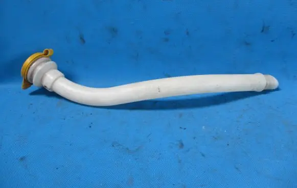 Renault Kangoo II Windshield washer fluid reservoir/tank 8200409455