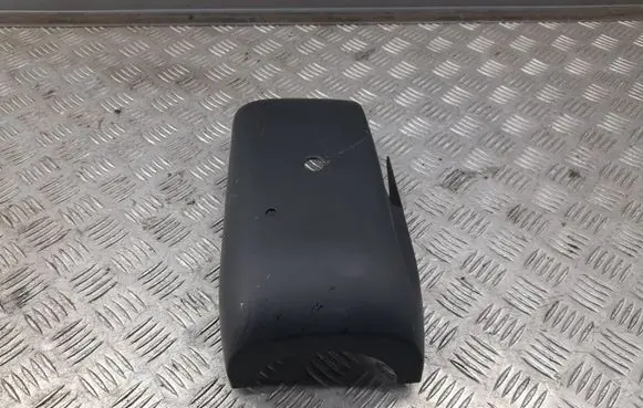 Steering wheel column trim