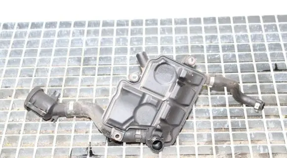 Land Rover Freelander 2 - LR2 Oil breather separator 9653275280