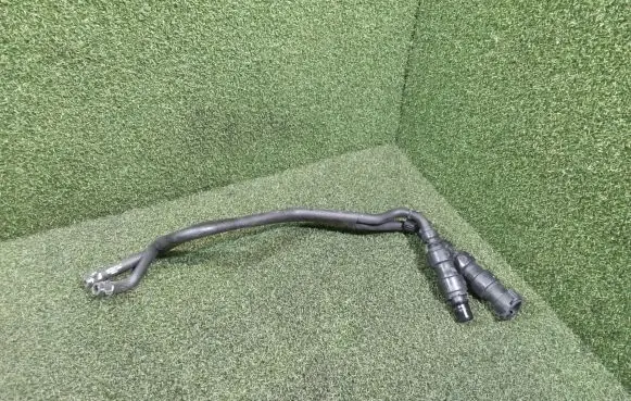 Renault Master III Engine coolant pipe/hose 204768917R