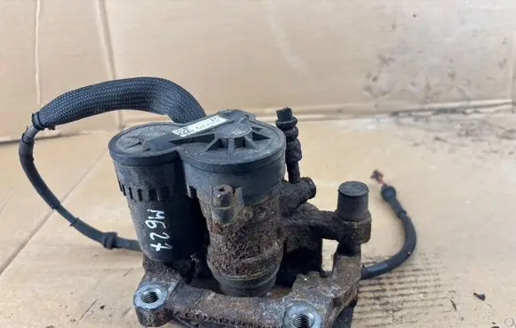 Land Rover Evoque I Rear brake caliper GJ322K327BD