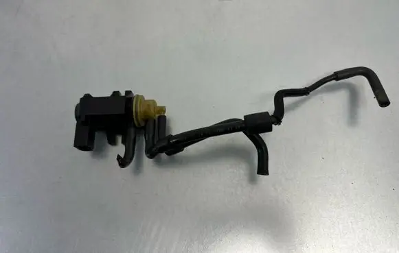 Volkswagen Tiguan Turbo solenoid valve 1K0906627B