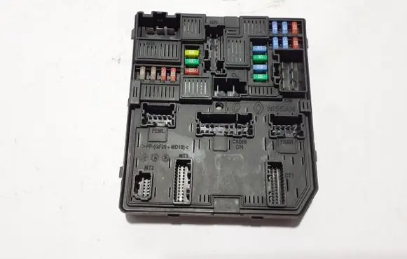 Renault Talisman Fuse module 284B66727R