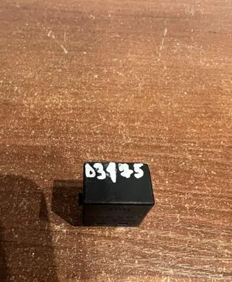 Mercedes-Benz A W168 Other relay 0025421119 D3175