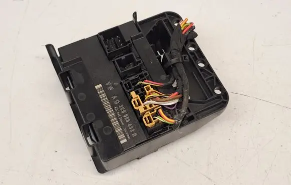Volkswagen PASSAT B6 Comfort/convenience module 1K1907348A3C09594333C0959433P