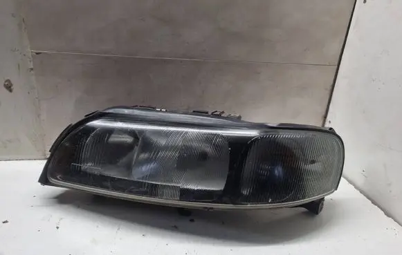 Volvo V70 Headlight/headlamp 8620686 89004805