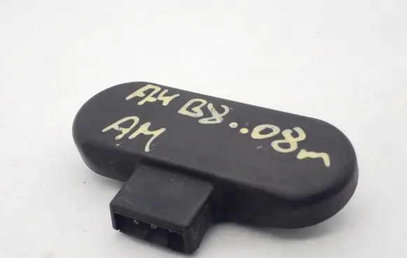 Audi A4 S4 B8 8K Windshield washer spray nozzle 8T0955987