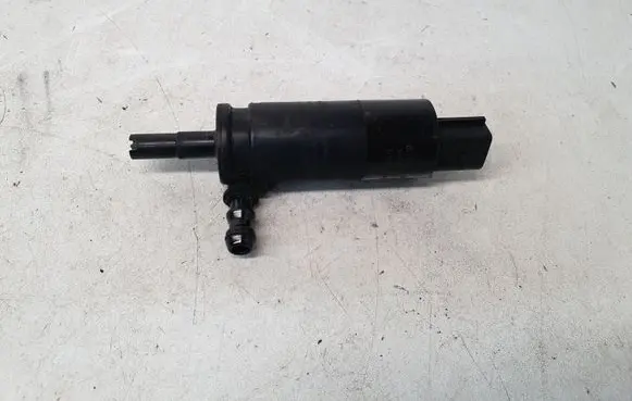 BMW 5 E60 E61 Headlight washer pump 6712697309702 57786310