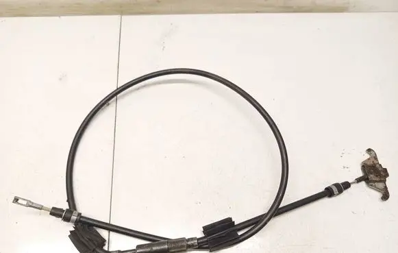 Volvo XC90 Handbrake/parking brake wiring cable 