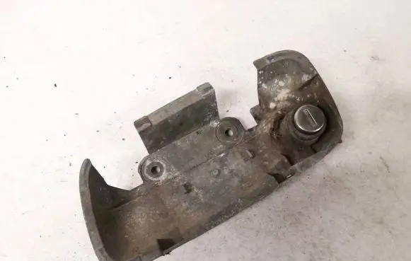 Opel Astra G Front door lock (next to the handle) 