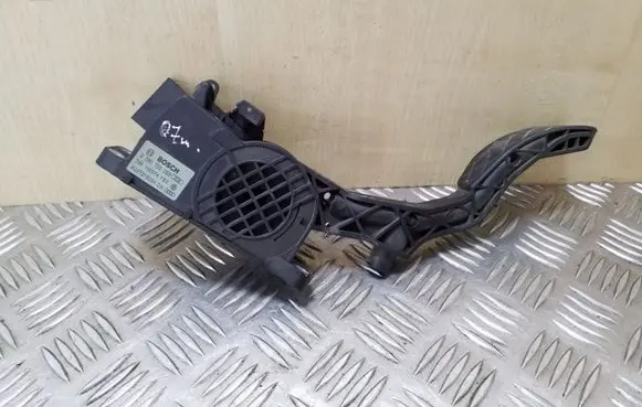 Skoda Fabia Mk2 (5J) Accelerator throttle pedal 6Q2721503H
