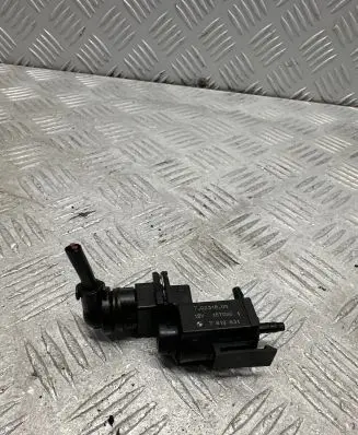 BMW X5 F15 Turbo solenoid valve 70231800 7810831 15T026