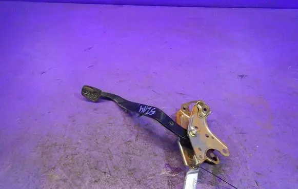 Toyota Corolla E120 E130 Clutch pedal 