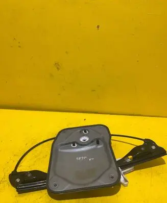 Skoda Fabia Mk2 (5J) Rear window lifting mechanism without motor