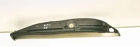 Mercedes-Benz E W211 Fender foam support/seal A2118890425 BBP150302