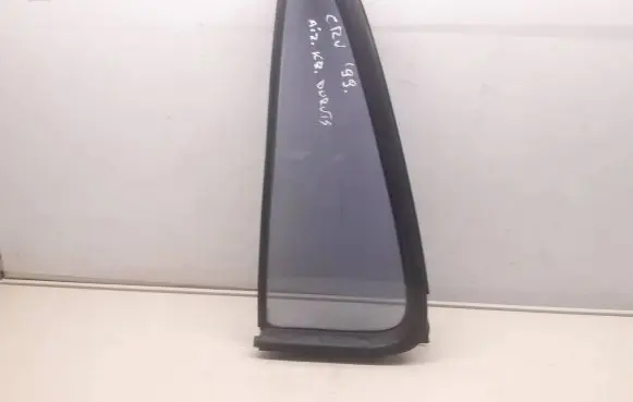 Honda CR-V Rear vent window glass 