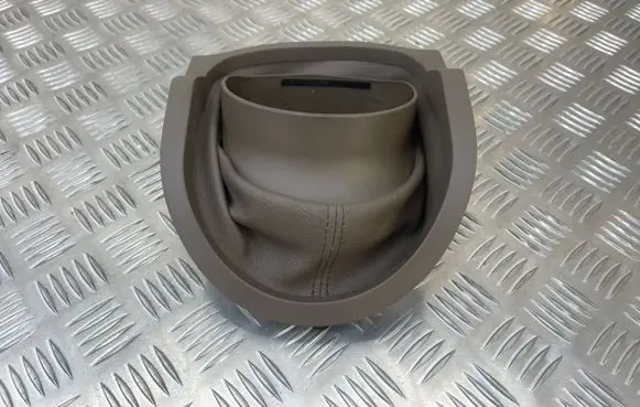 Mercedes-Benz R W251 Steering wheel column trim 2514600395