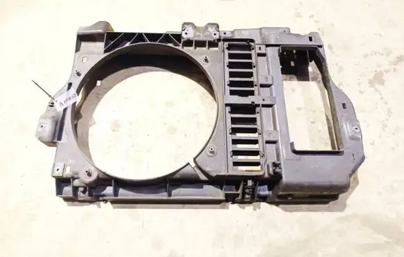 Citroen C5 Radiator support slam panel