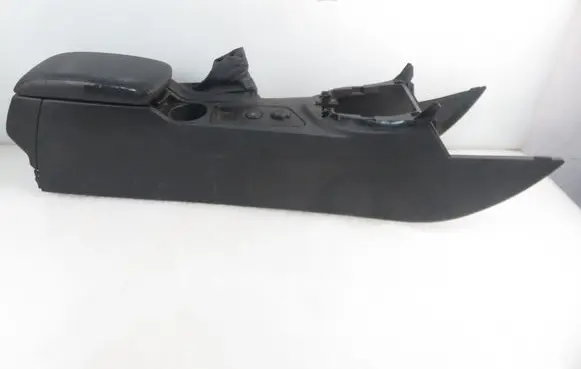 Peugeot RCZ Armrest 