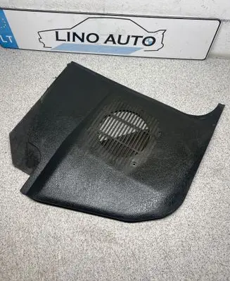 BMW 3 E30 Side speaker trim/cover 1935592