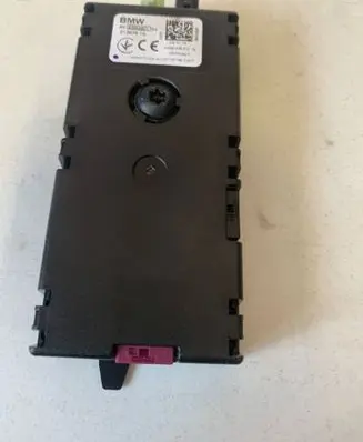 BMW 2 F46 Aerial antenna amplifier 9352601 21367510 65209352601