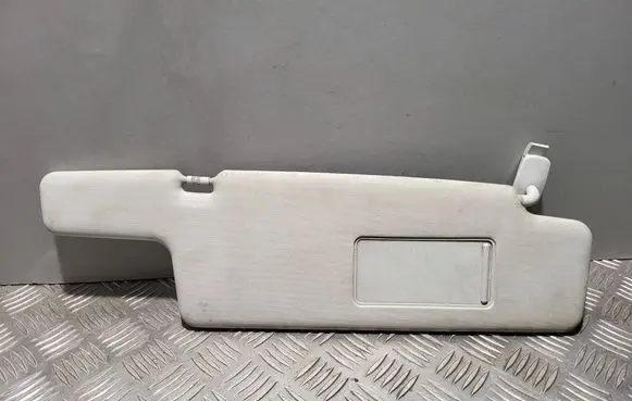 Sun visor