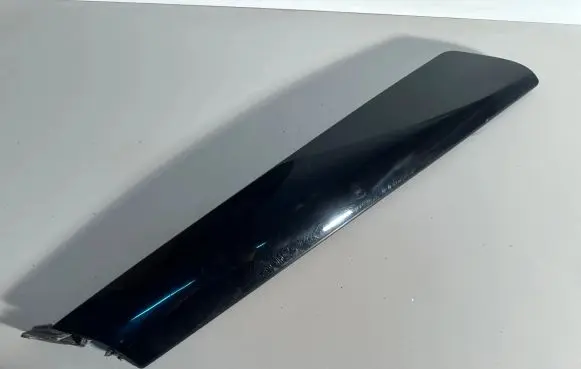 Mini One - Cooper R50 - 53 Rear/tail light trim molding 7128159