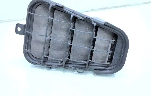 Audi A6 C7 Quarter panel pressure vent 4G5819161A