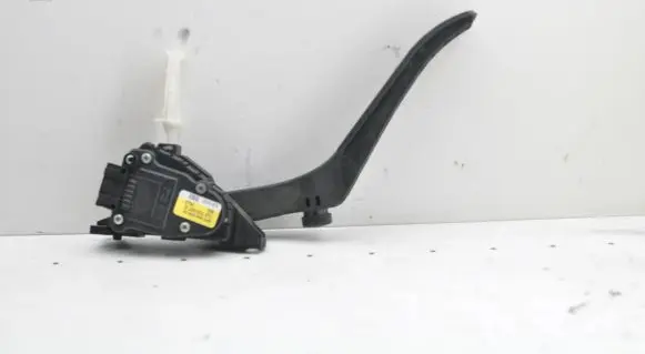 Audi Q7 4L Accelerator throttle pedal 7L0723507D