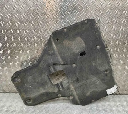 Audi Q7 4M Engine splash shield/under tray 4M0825231