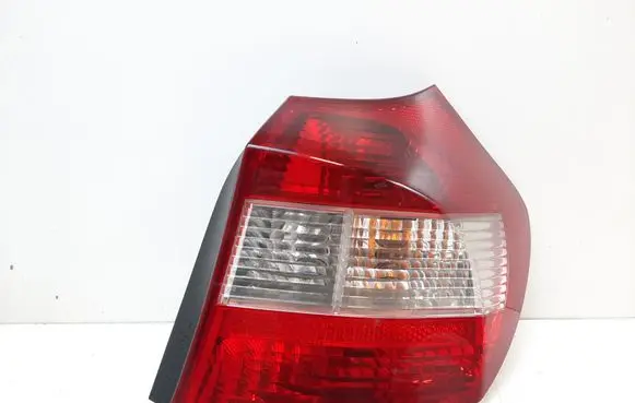 BMW 1 E81 E87 Rear/tail lights 6924502 301838000
