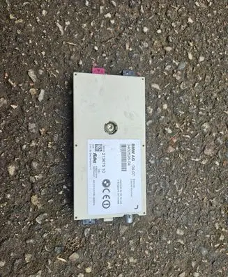 BMW X3 E83 Aerial antenna amplifier 3402526 21367510