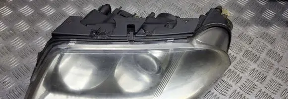 Volkswagen PASSAT B5.5 Headlight/headlamp 3B0941015AN