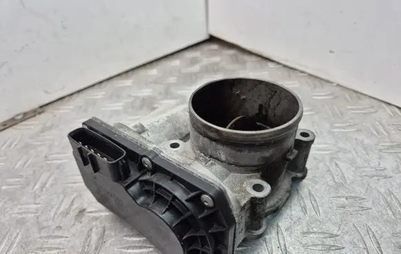 Subaru Forester SH Throttle valve 16112AA260