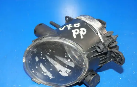 Volvo V70 Front fog light