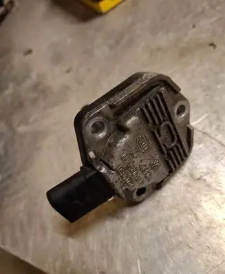 Volkswagen Transporter - Caravelle T5 Oil level sensor 1J0907660C 6PR00807903