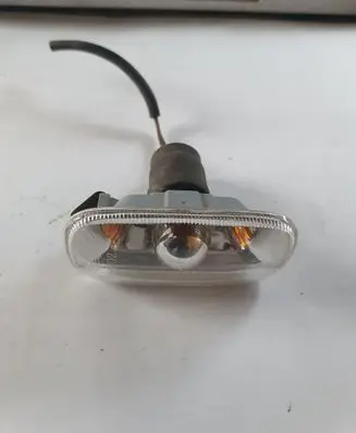 Audi A6 S6 C6 4F Front fender indicator light 8E0949127