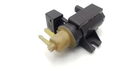 Mercedes-Benz B W245 Turbo solenoid valve A0061536628 08T204 70078202